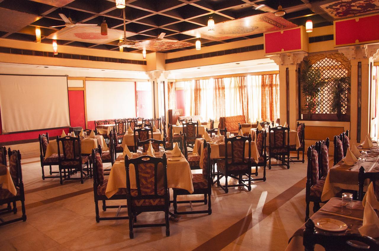 Hotel Gwalior Regency Eksteriør bilde